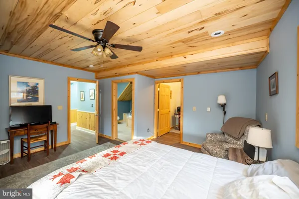 $379,000 | 1167 Tall Oaks Drive, Oakland, MD 21550