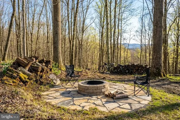 $379,000 | 1167 Tall Oaks Drive, Oakland, MD 21550