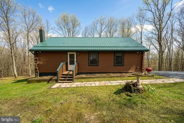 $379,000 | 1167 Tall Oaks Drive, Oakland, MD 21550