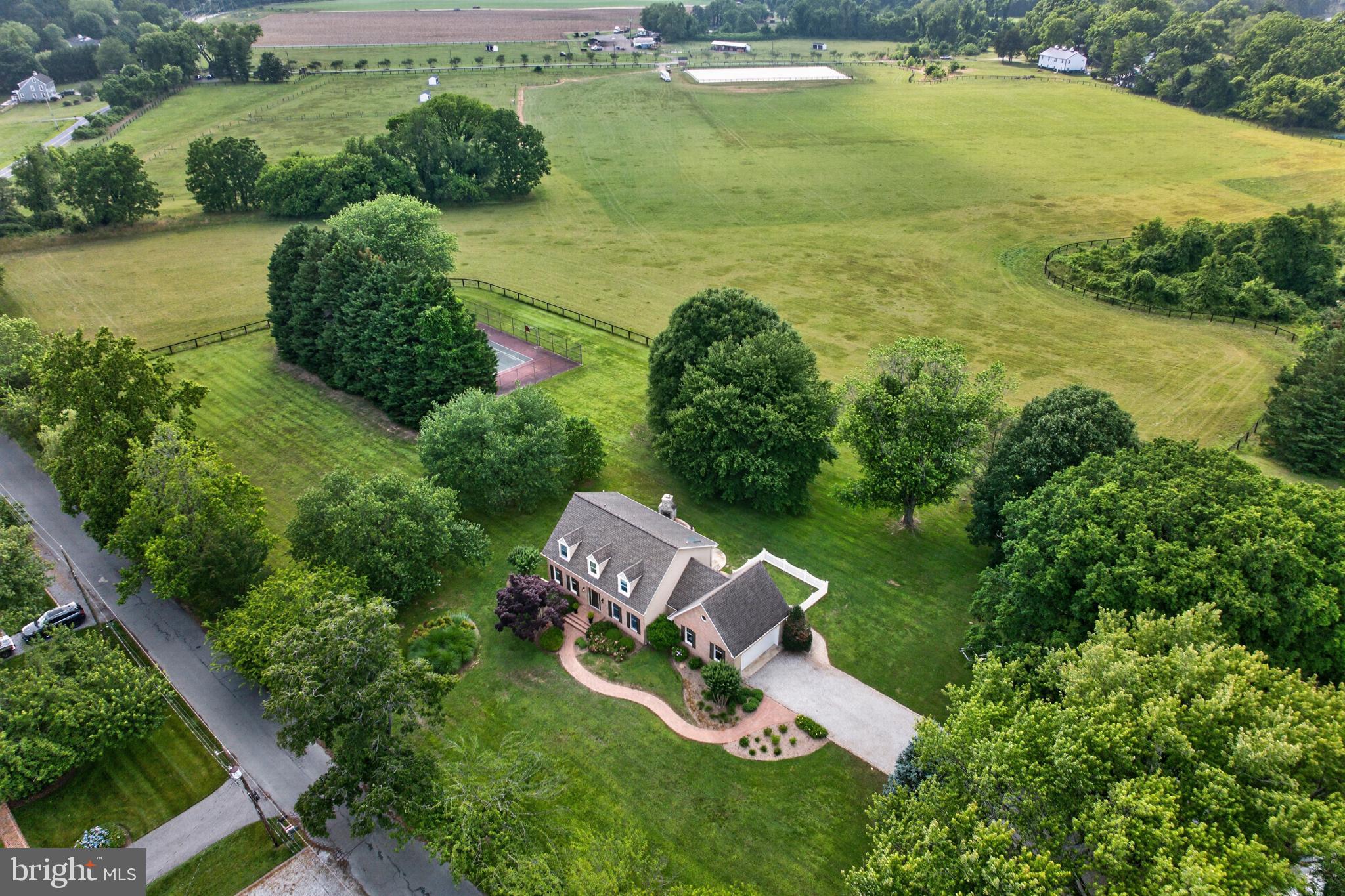 718 Whitehall Beach Road Annapolis, MD 21409 - Photo 5 of 95