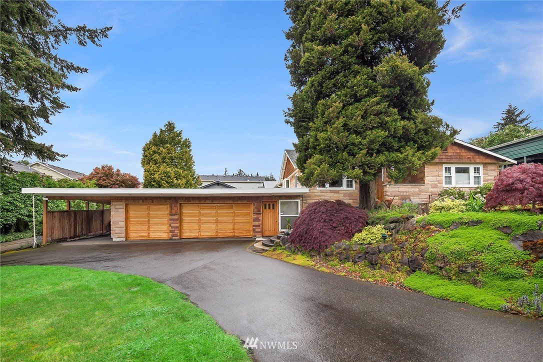 2000 Northeast 20th Street Renton, WA 98056 - Photo 1 of 22