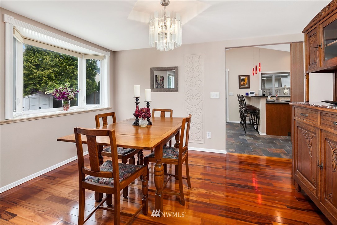 2000 Northeast 20th Street Renton, WA 98056 - Photo 8 of 22
