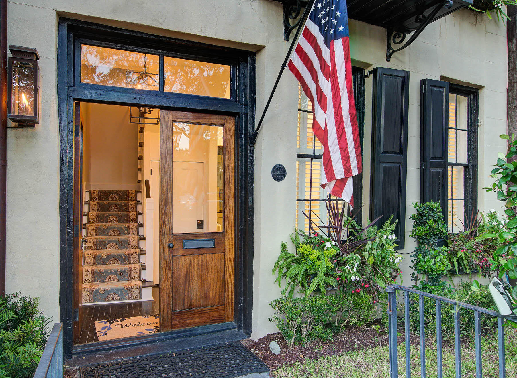 20 South Adgers Wharf Charleston, SC 29401 - Photo 2 of 48 20 (3) Edit
