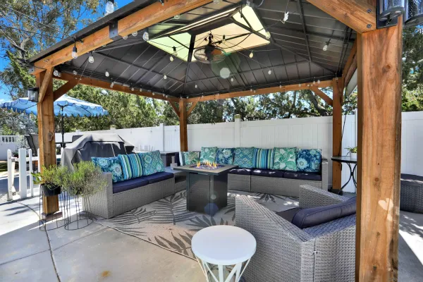 $1,600,000 | 12913 Evalyn Court, Poway, CA 92064