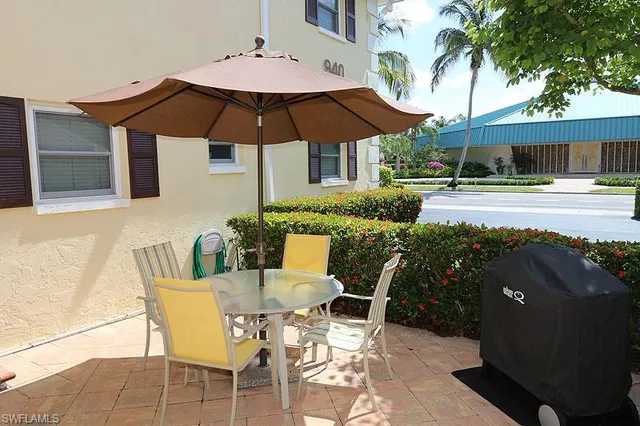 $2,800 | 940 3rd Street South, Unit 101, Naples, FL 34102