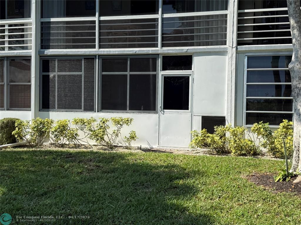 42 Tilford C, Unit 42 Deerfield Beach, FL 33442 - Photo 33 of 50