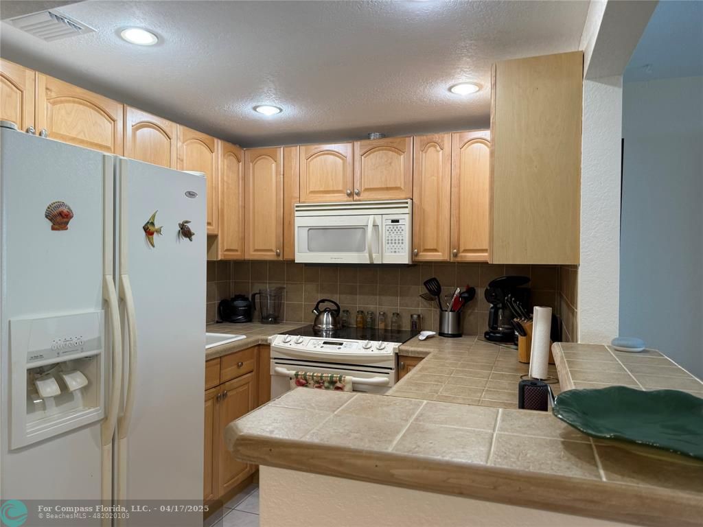 42 Tilford C, Unit 42 Deerfield Beach, FL 33442 - Photo 36 of 50