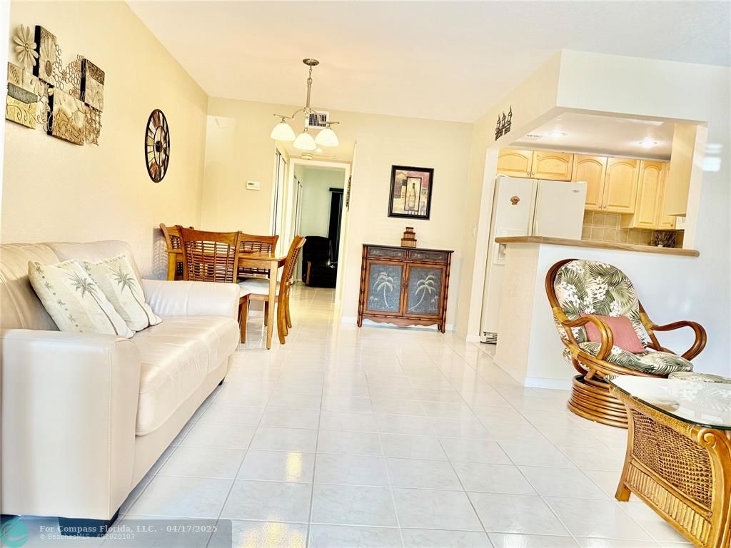 42 Tilford C, Unit 42 Deerfield Beach, FL 33442 - Photo 4 of 50