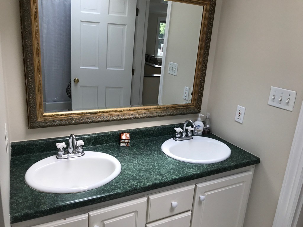 103 Central Street, Unit 3 Wellesley, MA 02482 - Photo 6 of 14