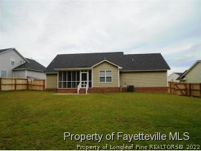 926 Bramblegate Road Hope Mills, NC 28348 - Photo 6 of 12 Gallery Image 6