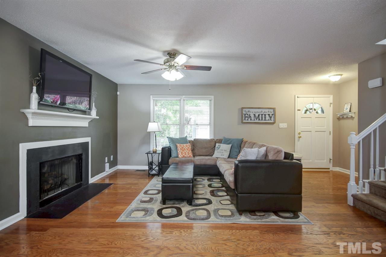 4957 Royal Adelaide Way Raleigh, NC 27604 - Photo 4 of 26 Gallery Image 4