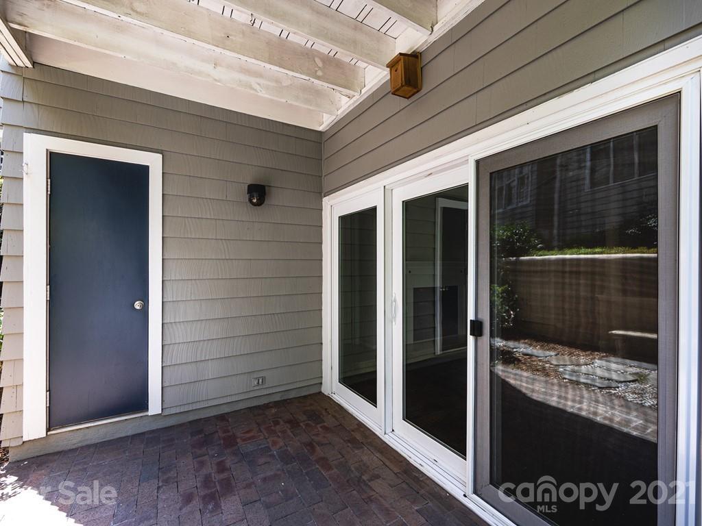 226 Queens Road, Unit 79 Charlotte, NC 28204 - Photo 19 of 35 Gallery Image 19
