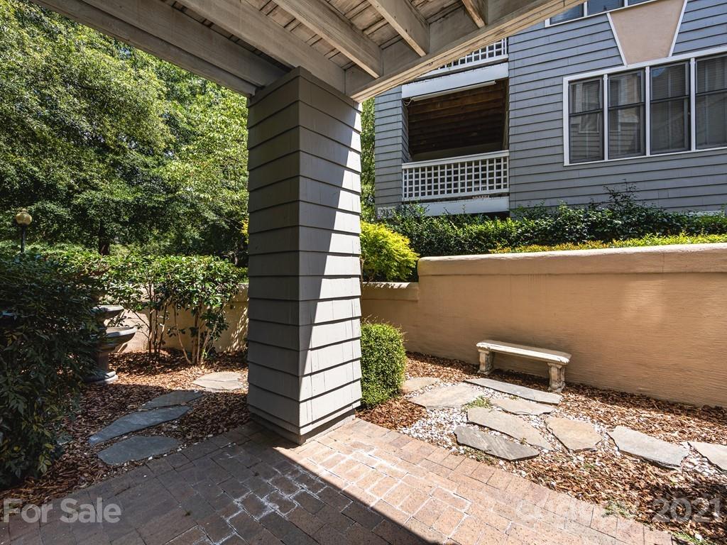 226 Queens Road, Unit 79 Charlotte, NC 28204 - Photo 20 of 35 Gallery Image 20