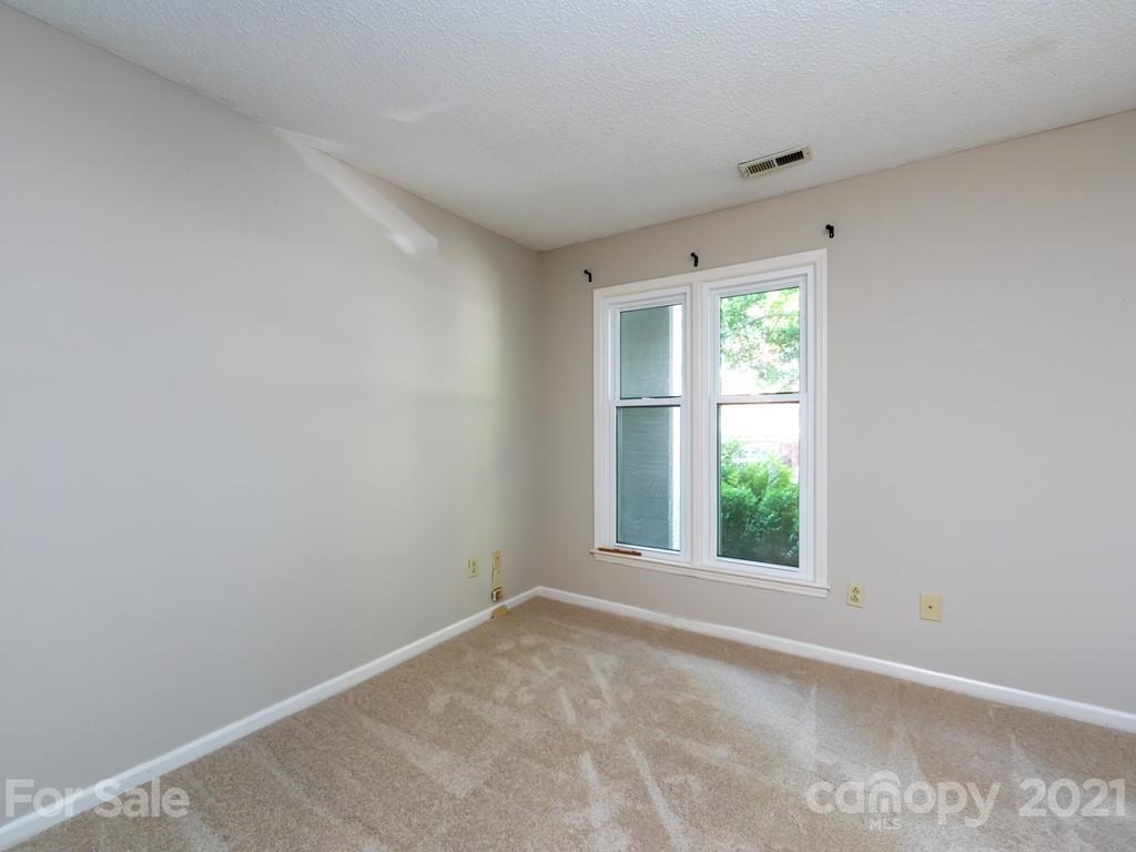 226 Queens Road, Unit 79 Charlotte, NC 28204 - Photo 30 of 35 Gallery Image 30