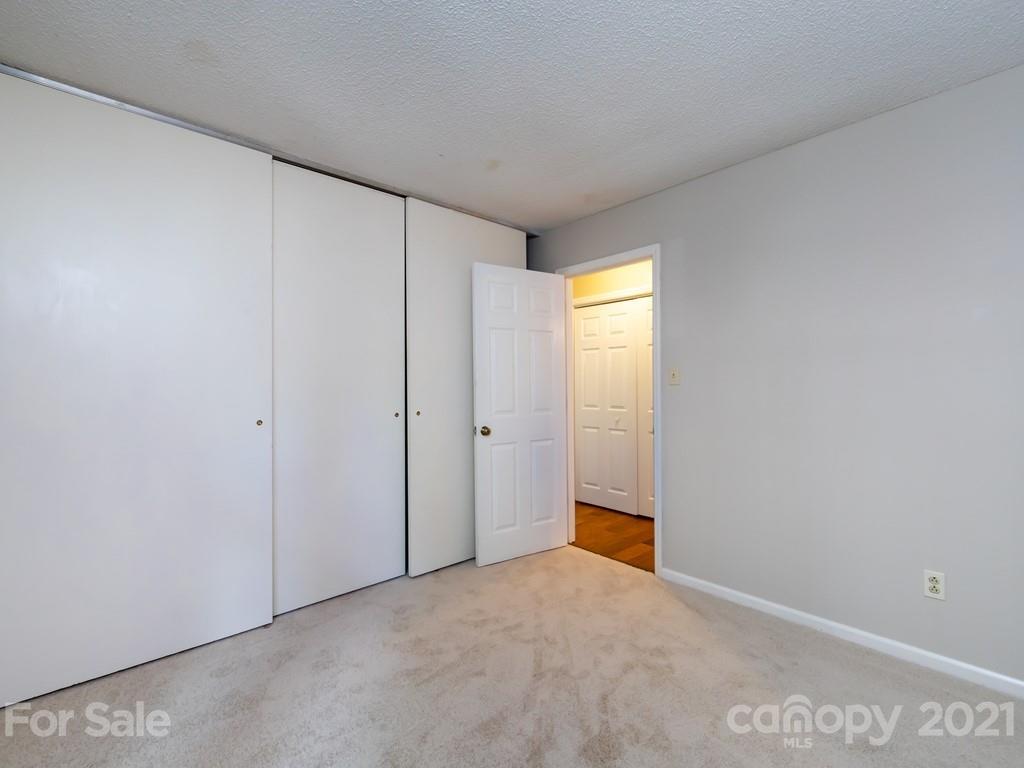 226 Queens Road, Unit 79 Charlotte, NC 28204 - Photo 32 of 35 Gallery Image 32
