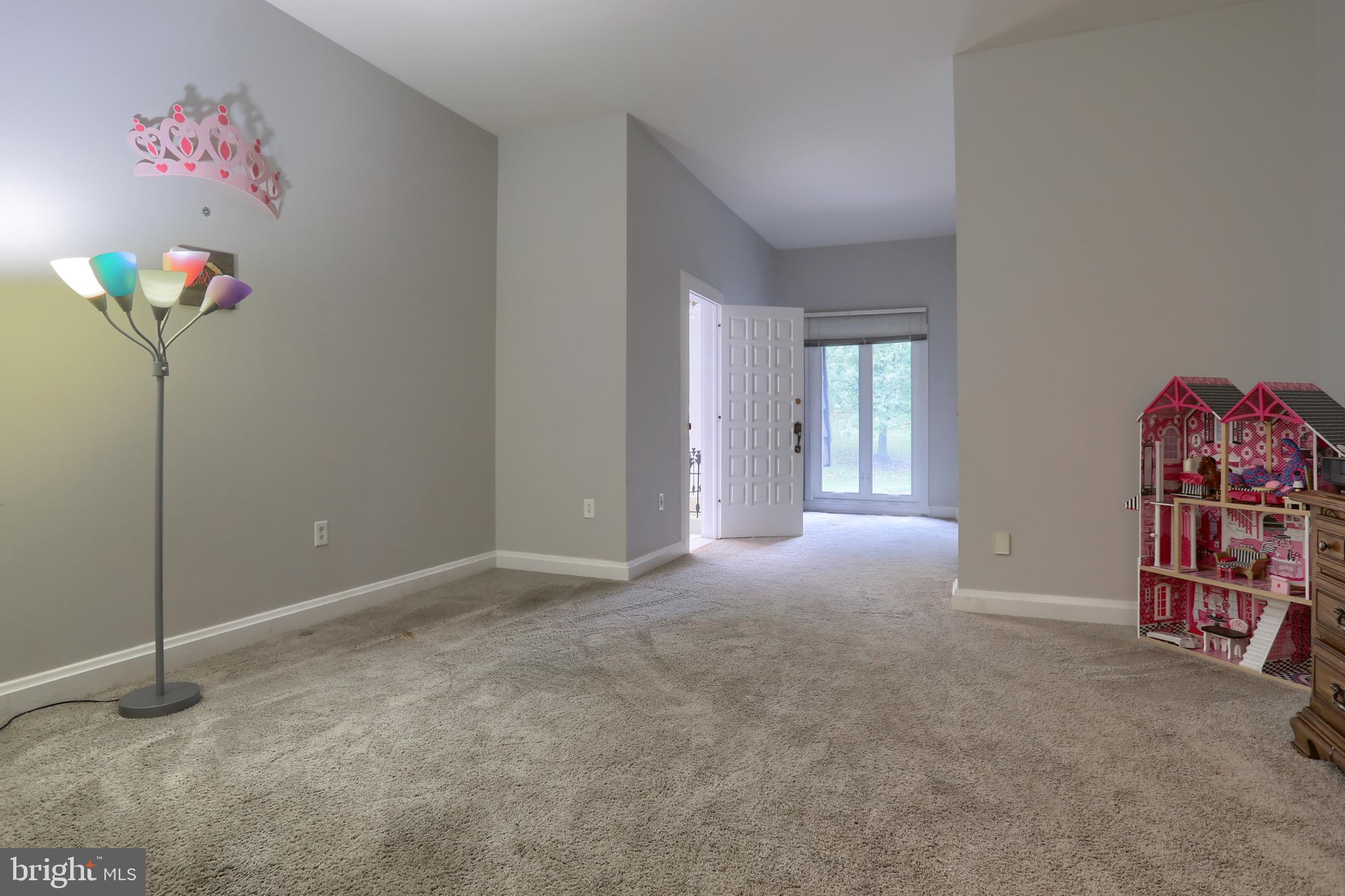 4122 Crestview Road Harrisburg, PA 17112 - Photo 28 of 71 a view of a livingroom with a furniture