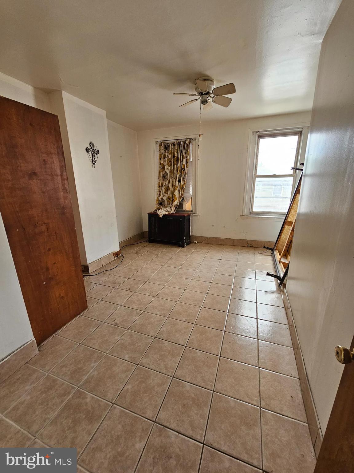 1323 Unity Street Philadelphia, PA 19124 - Photo 4 of 10 Gallery Image 4