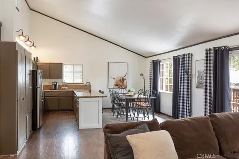 $675,000 | 266 Wren Drive, Big Bear Lake, CA 92315