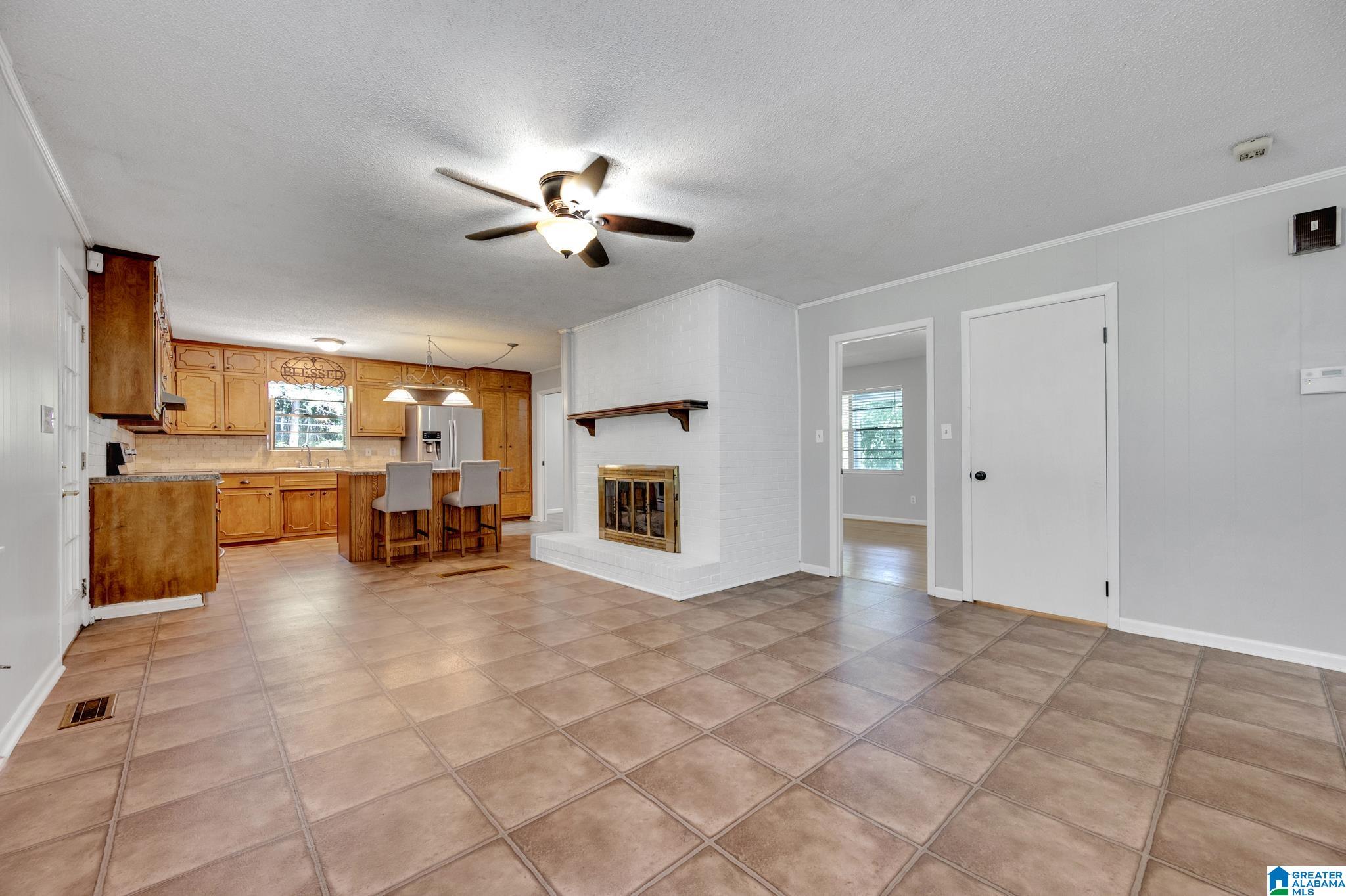 5956 Tommy Town Road Mount Olive, AL 35117 - Photo 4 of 36