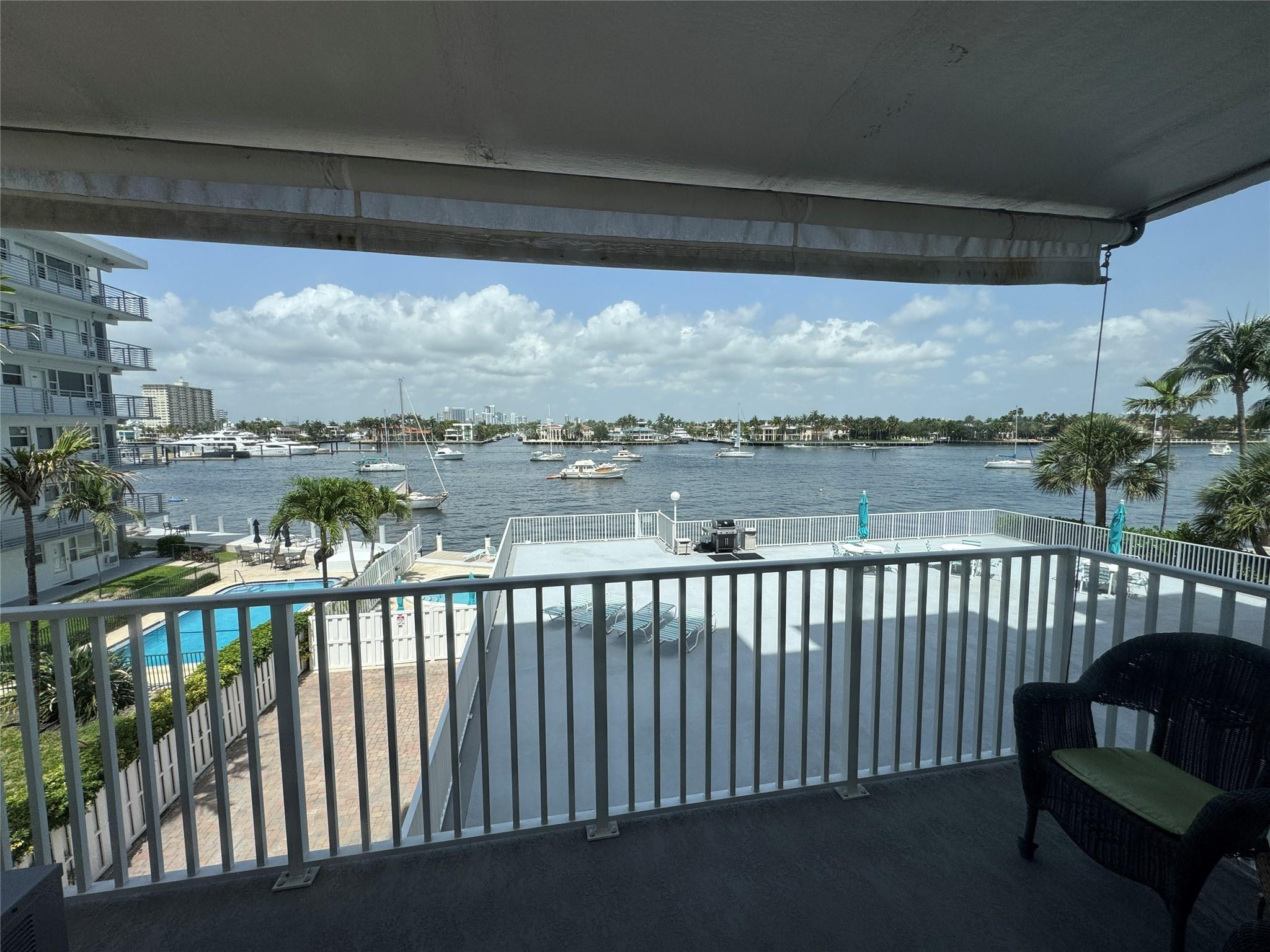 95 North Birch Road, Unit 301 Fort Lauderdale, FL 33304 - Photo 23 of 54 Photo 23