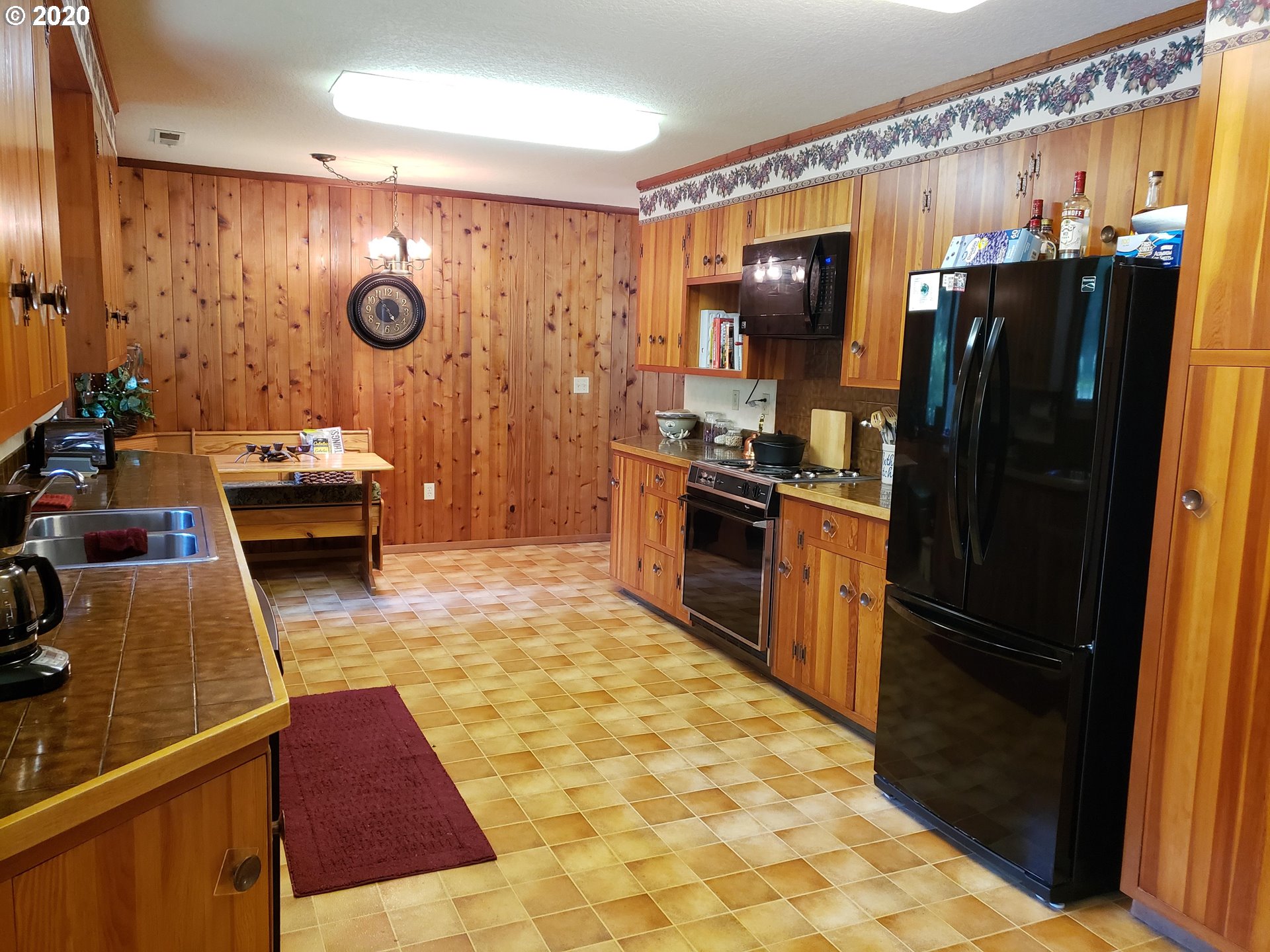 37164 Row River Road Dorena, OR 97434 - Photo 5 of 31 Gallery Image 5