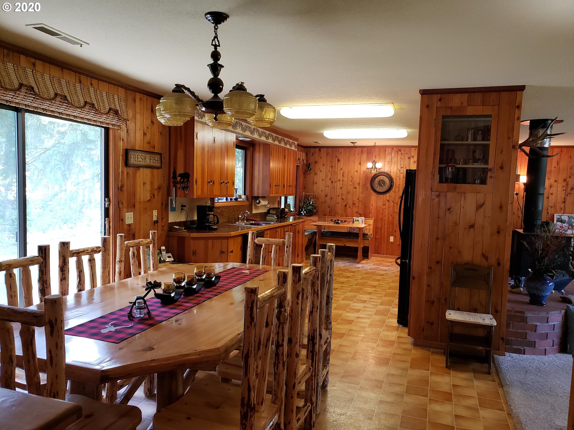 37164 Row River Road Dorena, OR 97434 - Photo 7 of 31 Gallery Image 7