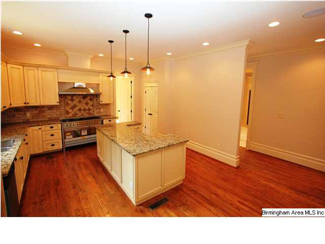 639 Rumson Road Birmingham, AL 35209 - Photo 1 of 24