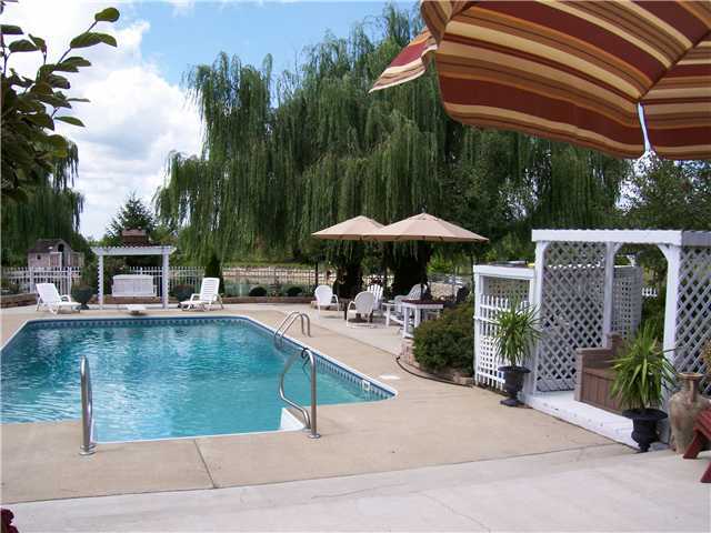 1345 Heister Road Northwest Lancaster, OH 43130 - Photo 12 of 22 Gallery Image 12