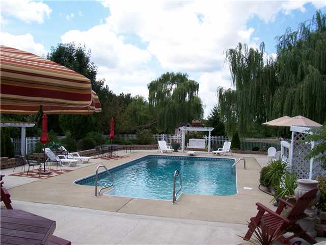 1345 Heister Road Northwest Lancaster, OH 43130 - Photo 10 of 22 Gallery Image 10
