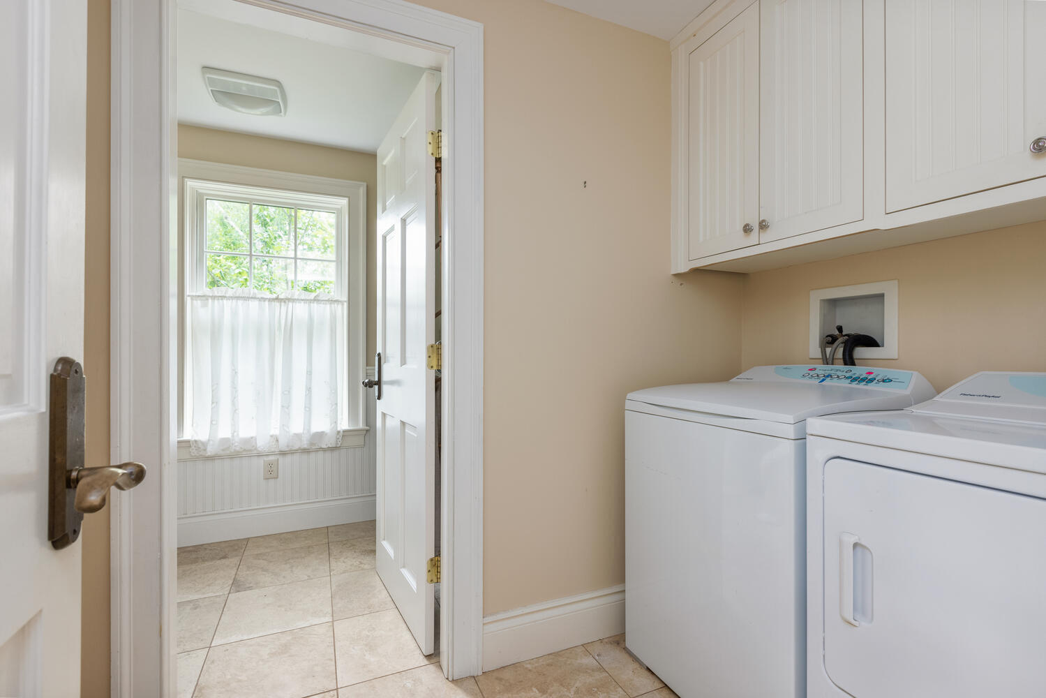 306 Main Street Cumberland, ME 04021 - Photo 27 of 71 306 Main St Cumberland ME-large-027-061-