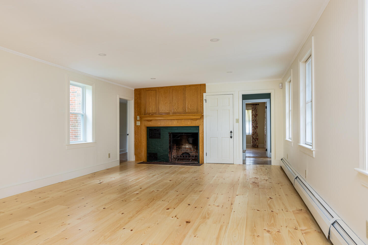 306 Main Street Cumberland, ME 04021 - Photo 31 of 71 306 Main St Cumberland ME-large-031-081-