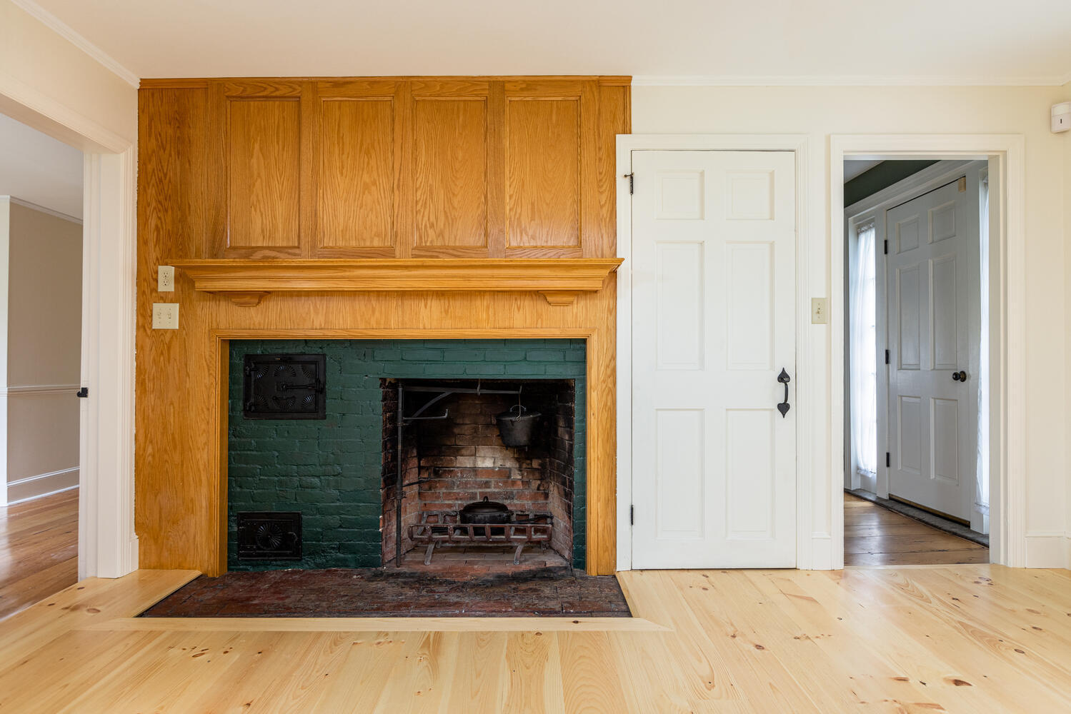 306 Main Street Cumberland, ME 04021 - Photo 33 of 71 306 Main St Cumberland ME-large-033-080-