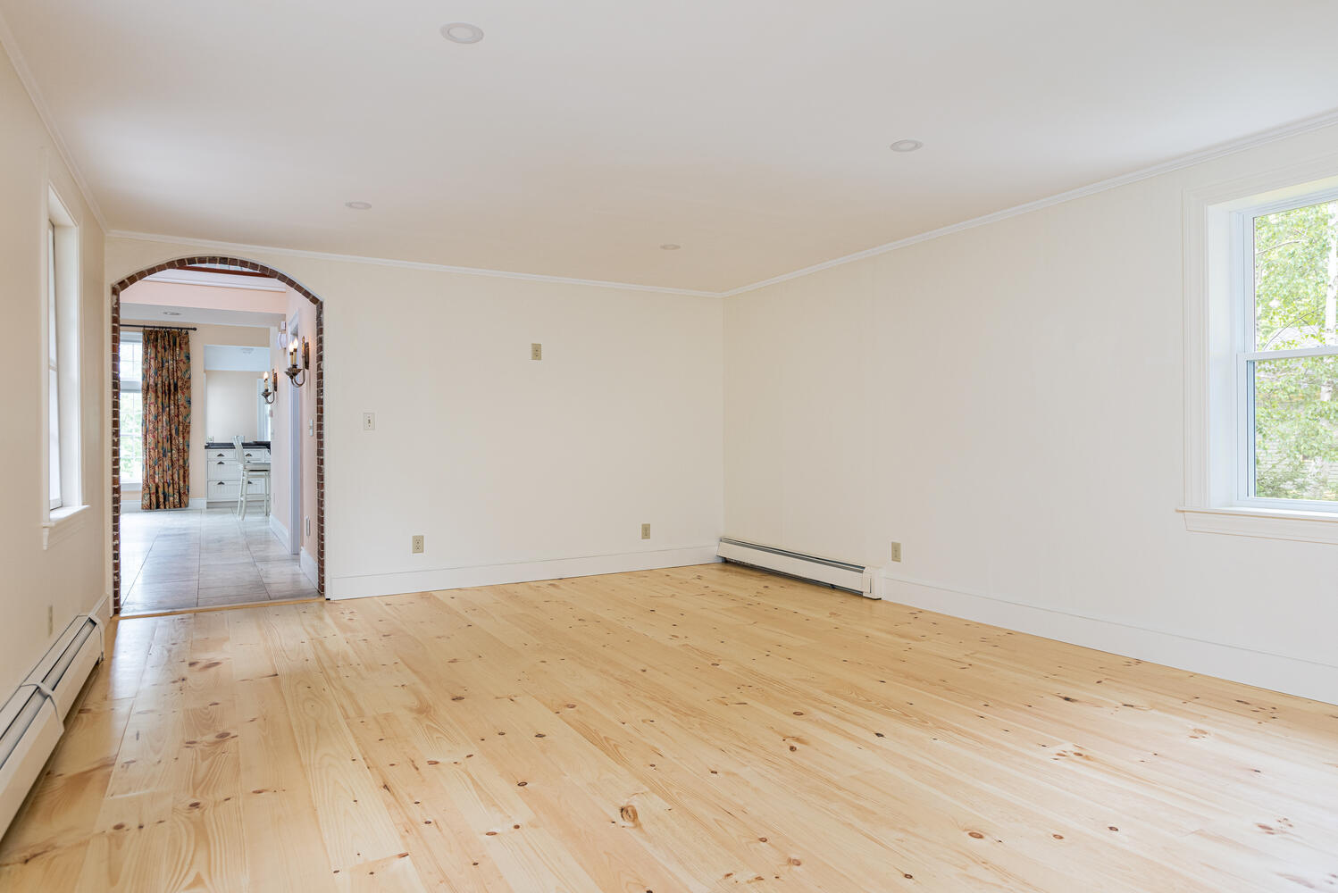 306 Main Street Cumberland, ME 04021 - Photo 34 of 71 306 Main St Cumberland ME-large-034-084-