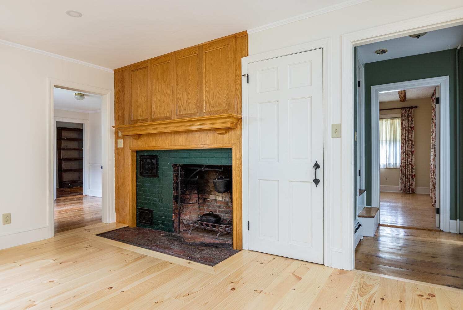 306 Main Street Cumberland, ME 04021 - Photo 35 of 71 306 Main St Cumberland ME-large-035-085-