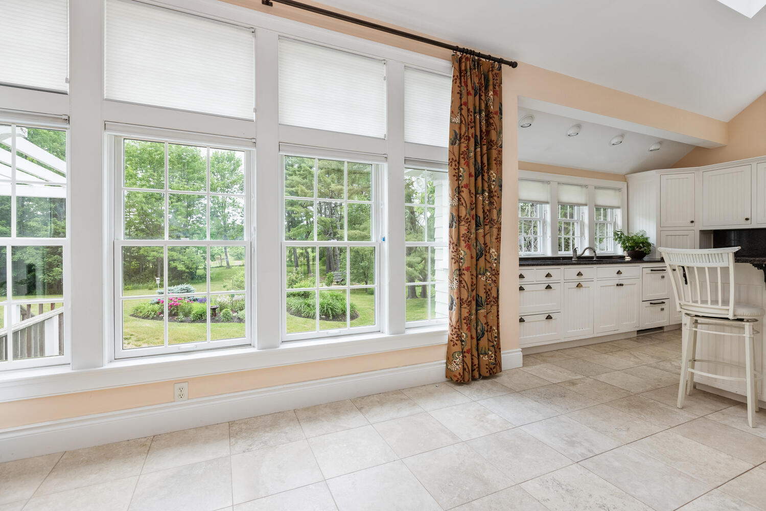 306 Main Street Cumberland, ME 04021 - Photo 7 of 71 306 Main St Cumberland ME-large-007-049-