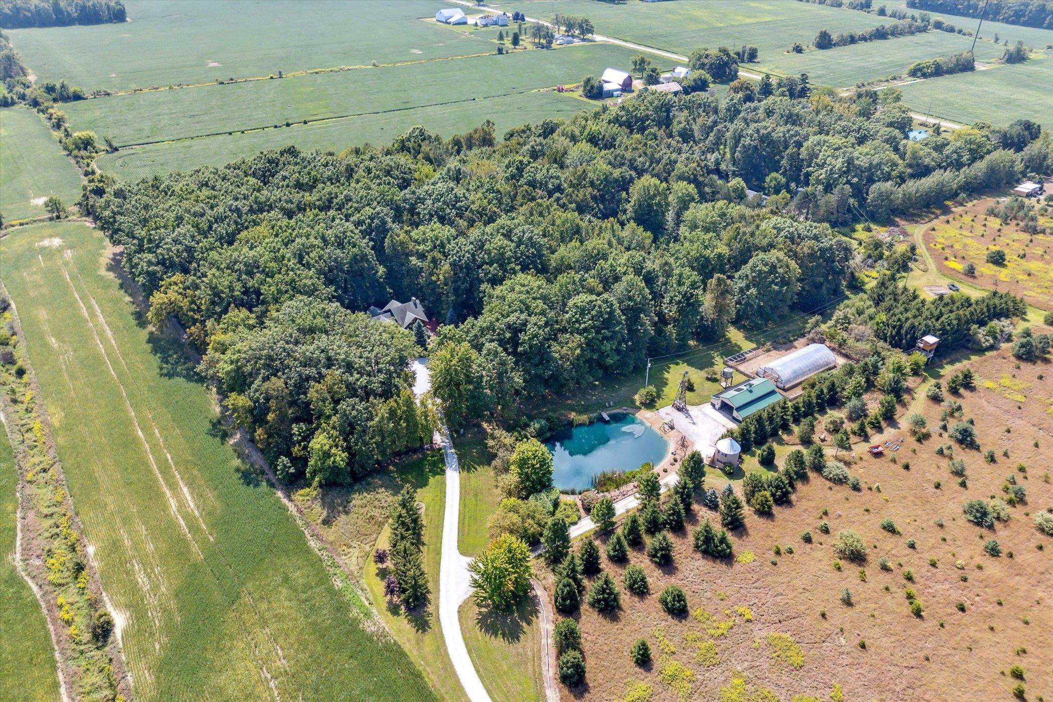 5703 Peet Road Chesaning, MI 48616 - Photo 70 of 73 50153586-a9d7e773-00c1-4fdf-9e2f-2ba7ab5a99df.JPG