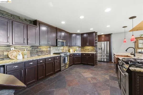 $685,000 | 19722 Westview Drive, Twain Harte, CA 95383