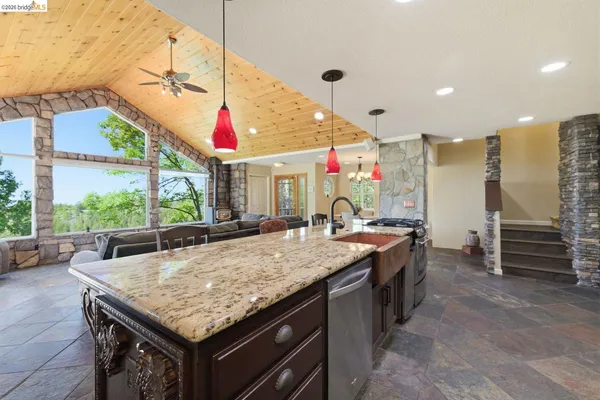 $685,000 | 19722 Westview Drive, Twain Harte, CA 95383