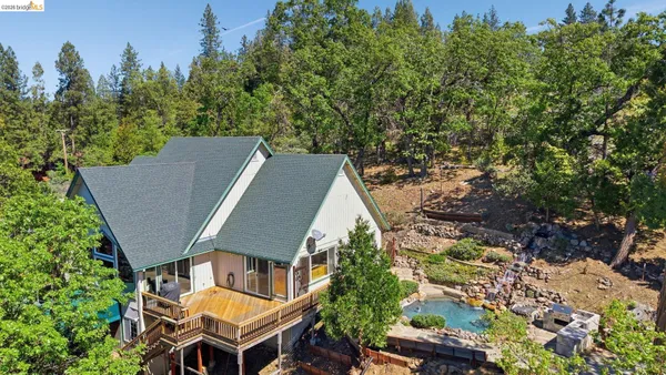 $685,000 | 19722 Westview Drive, Twain Harte, CA 95383