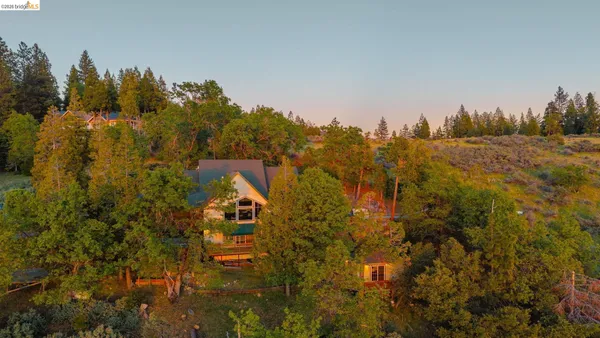 $685,000 | 19722 Westview Drive, Twain Harte, CA 95383