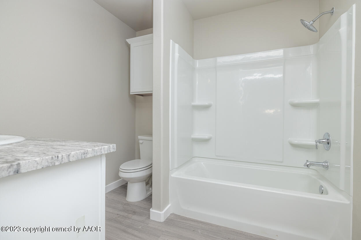 1537 Montaluse Road Amarillo, TX 79118 - Photo 8 of 17 Master Bath