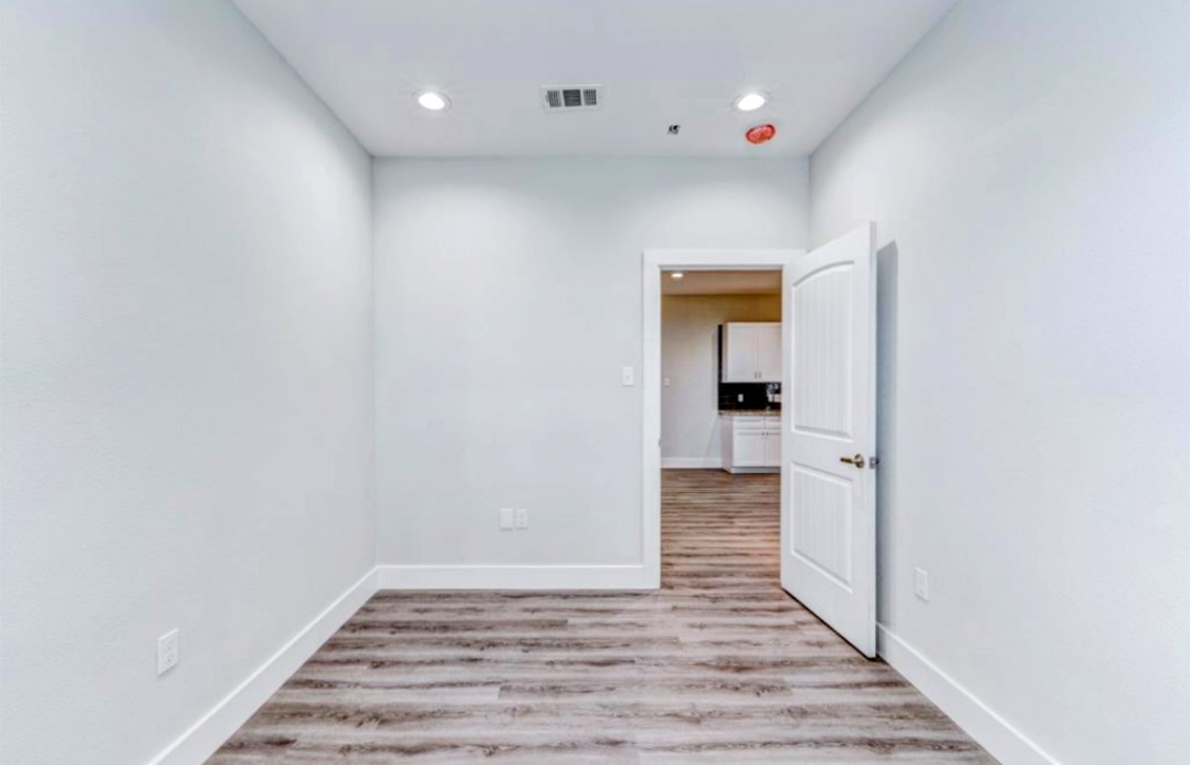 2906 Berry Road, Unit 2 Houston, TX 77093 - Photo 9 of 12 Gallery Image 9