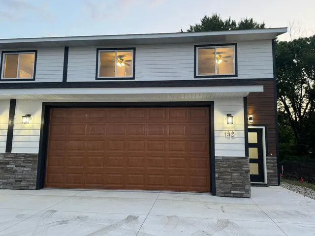 $1,950 | 141 Renet Path, Mankato, MN 56001