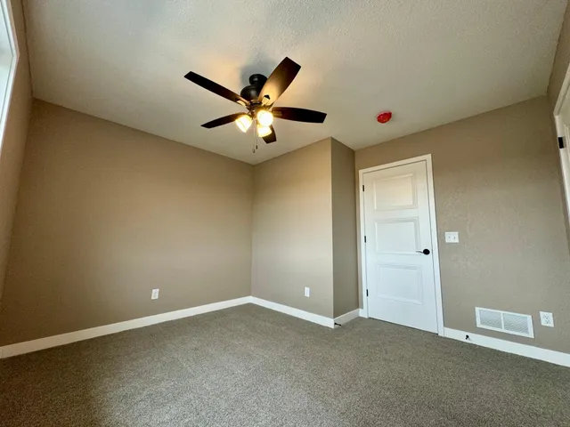 $1,950 | 141 Renet Path, Mankato, MN 56001