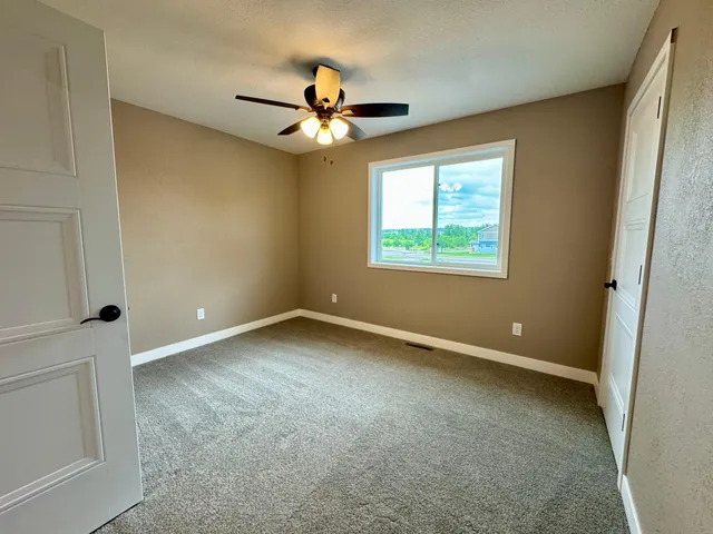 $1,950 | 141 Renet Path, Mankato, MN 56001