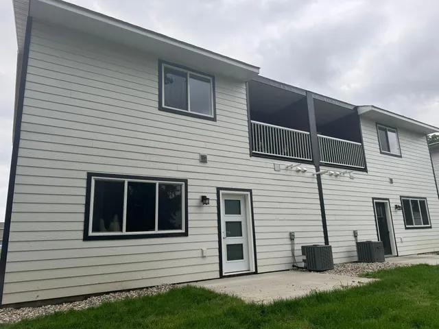 $1,950 | 141 Renet Path, Mankato, MN 56001