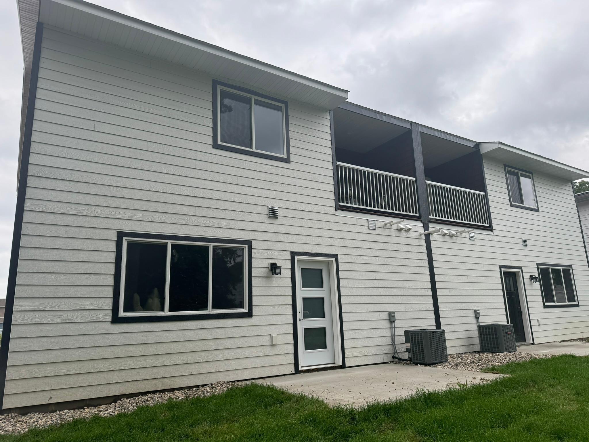 141 Renet Path Mankato, MN 56001 - Photo 2 of 18