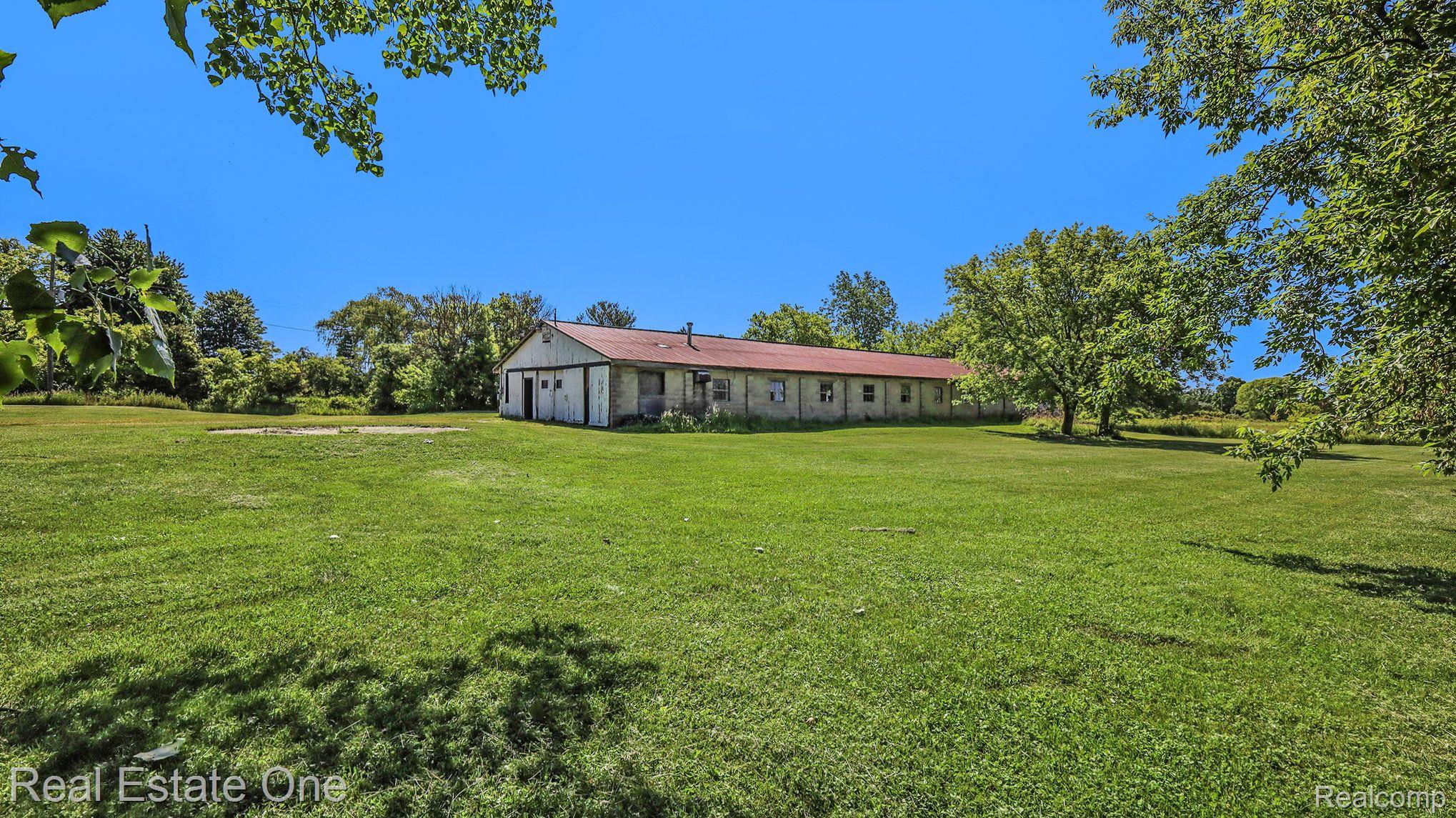1737 Sperry Road Allenton, MI 48002 - Photo 11 of 53 Gallery Image 11