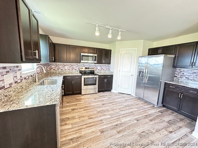1938 Neighbors Road Benson, NC 27504 - Photo 9 of 28 Gallery Image 9