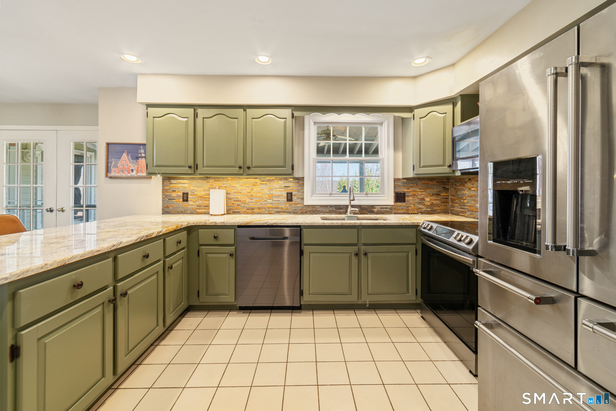 110 Sleepy Hill Road Southbury, CT 06488 - Photo 12 of 40